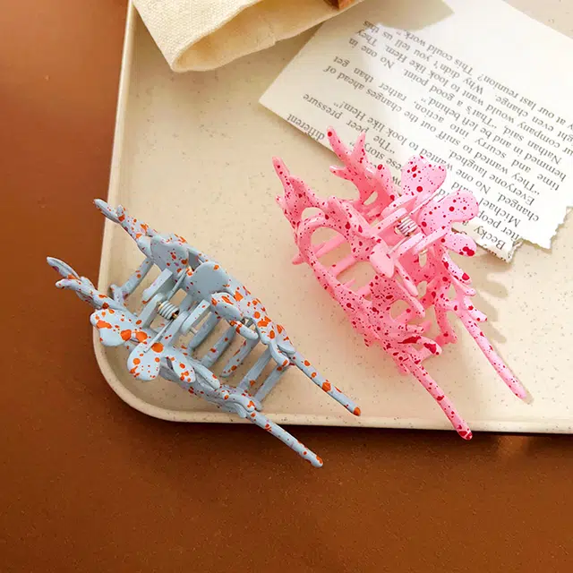 Crafts Women ins