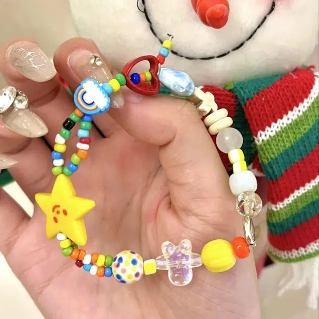 Crafts Women y2k