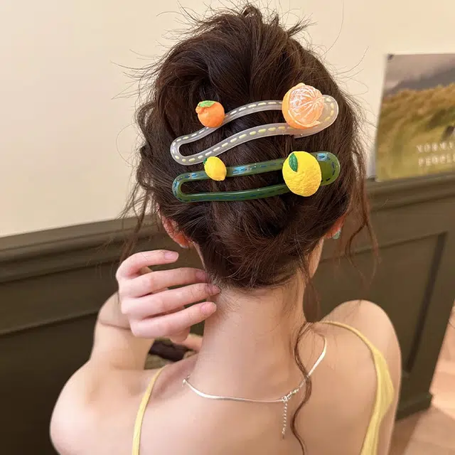 Crafts Women ins