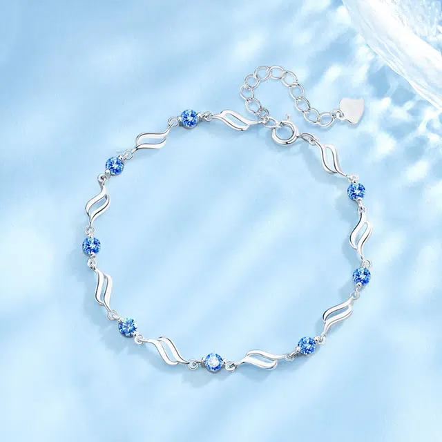 Crafts Women ins