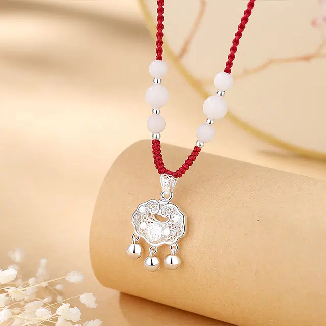 Crafts Women ins