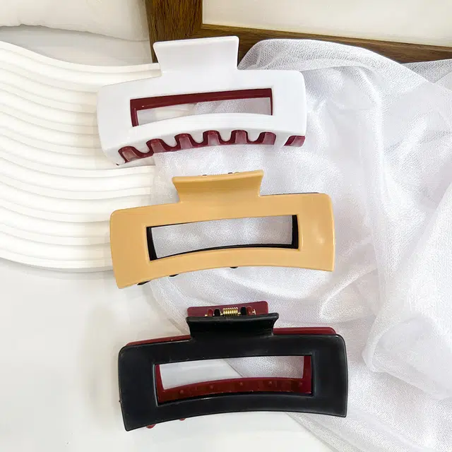 Crafts Women ins