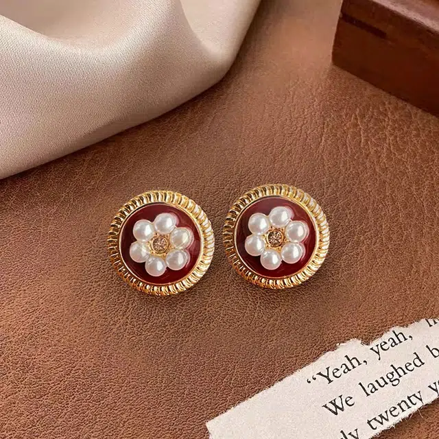 Crafts Women ins