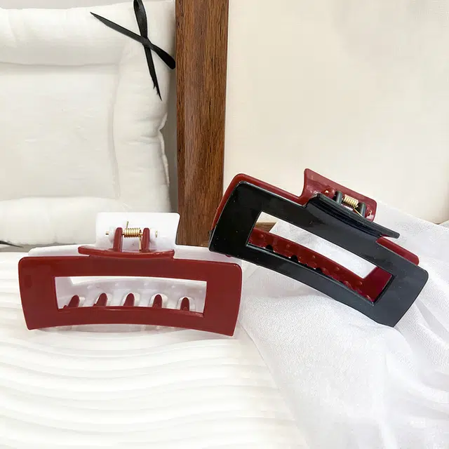 Crafts Women ins