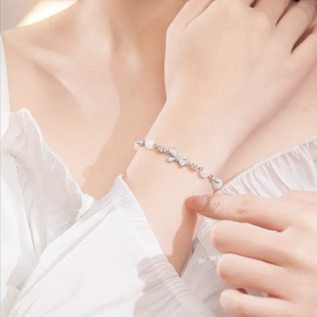 Crafts Women ins