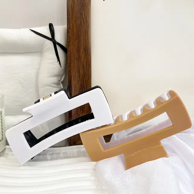 Crafts Women ins