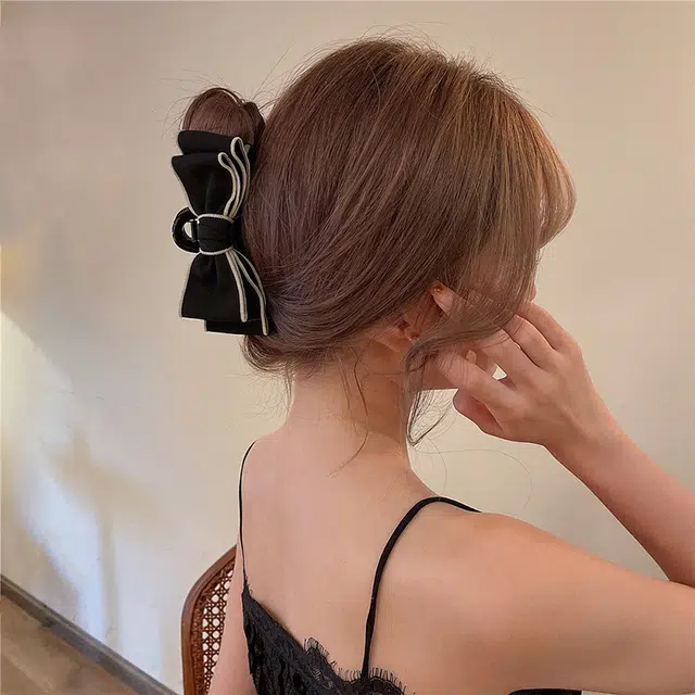 LILYLOTTY ins