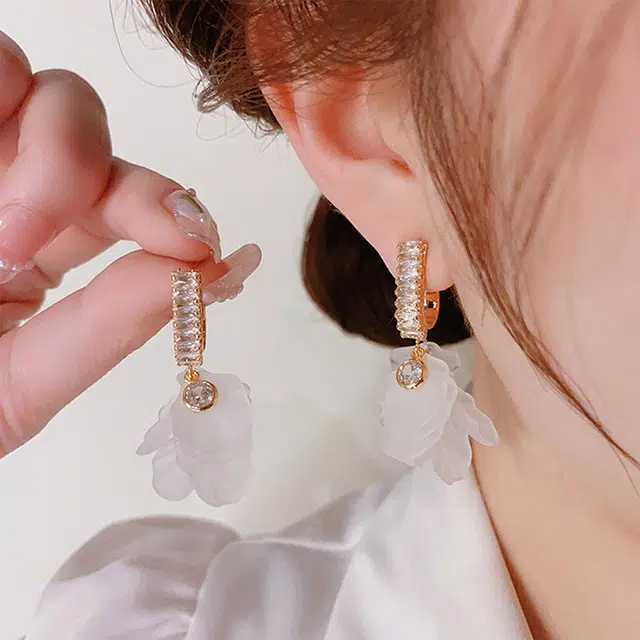 LILYLOTTY ins