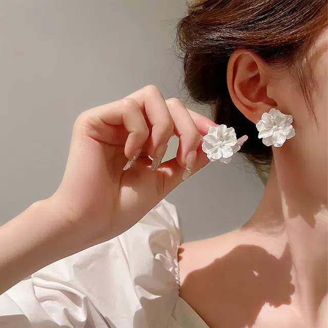 LILYLOTTY ins
