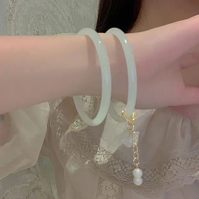 LILYLOTTY ins