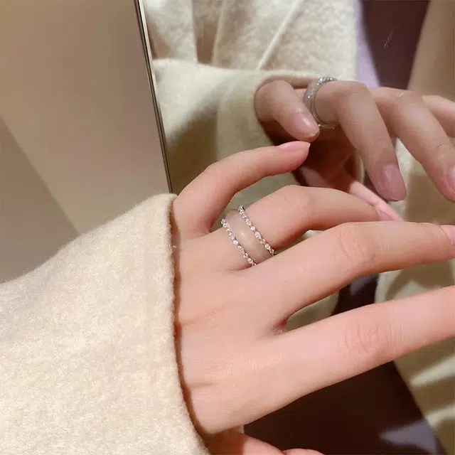 LILYLOTTY ins