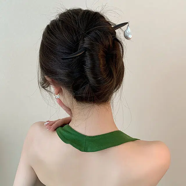 LILYLOTTY ins