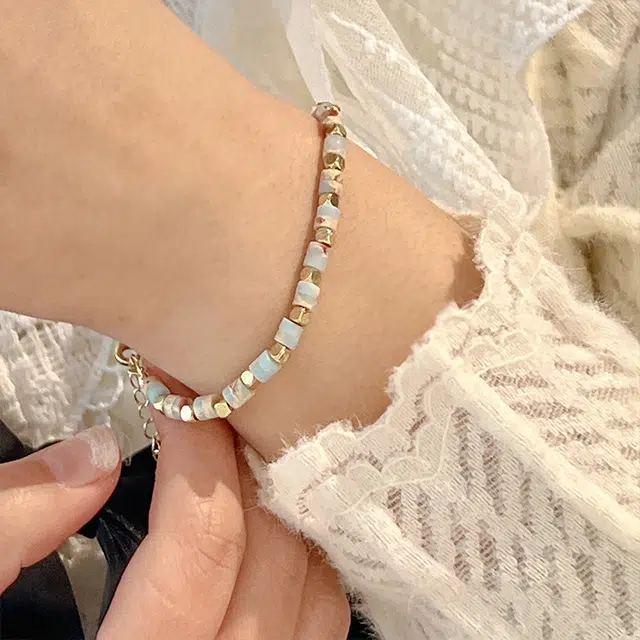 LILYLOTTY ins