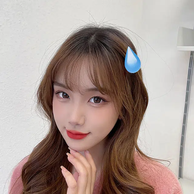 LILYLOTTY emoji ins