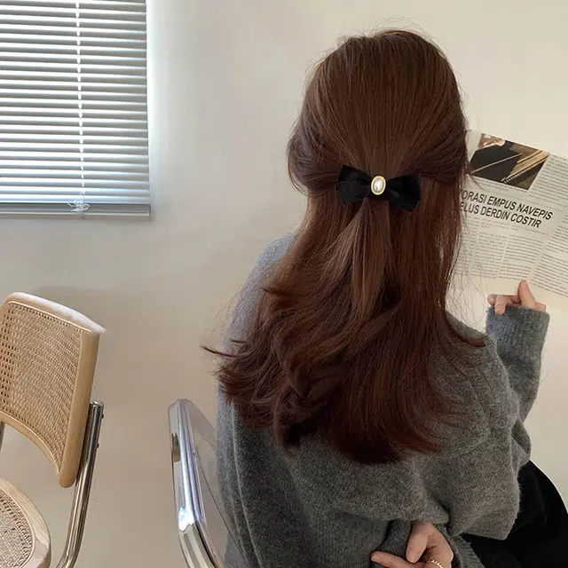 LILYLOTTY ins
