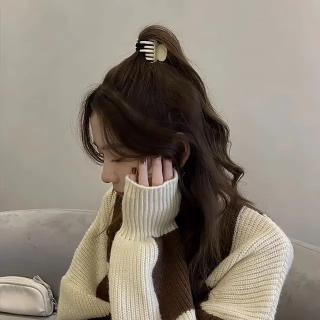 LILYLOTTY ins