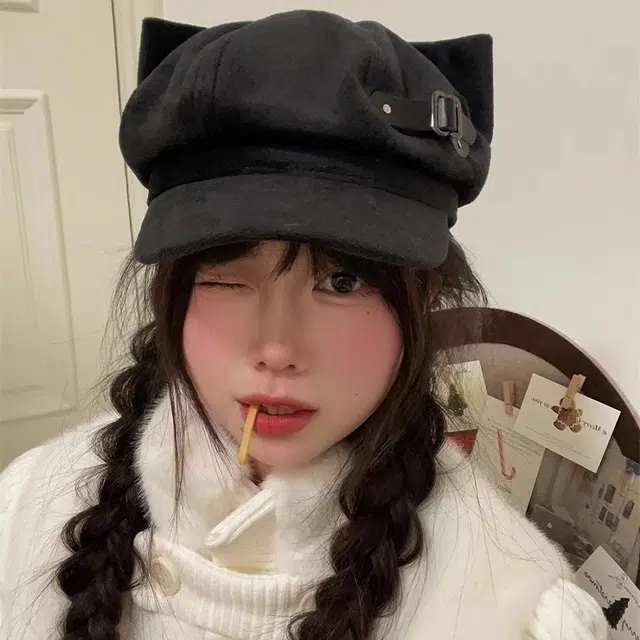 钓鱼熊 猫耳朵显脸小可爱小众设计皮扣大帽檐 棉 贝雷帽 男女同款情侣款