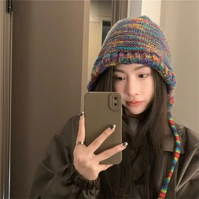 钓鱼熊 彩虹渐变毛线秋冬季款显脸小包头保暖 聚酯纤维 绒线帽 女款