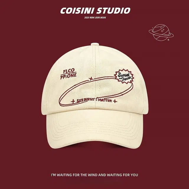 钓鱼熊 小众字母刺绣休闲百搭软顶帽子 棉 鸭舌帽 男女同款情侣款