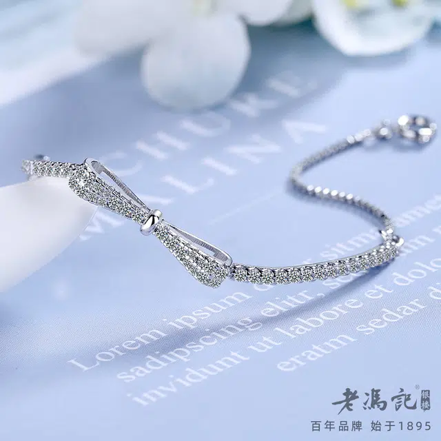 老冯记银楼 蝴蝶结微镶法式优雅小众气质冷淡风#好运 铜镀金 手链 女款