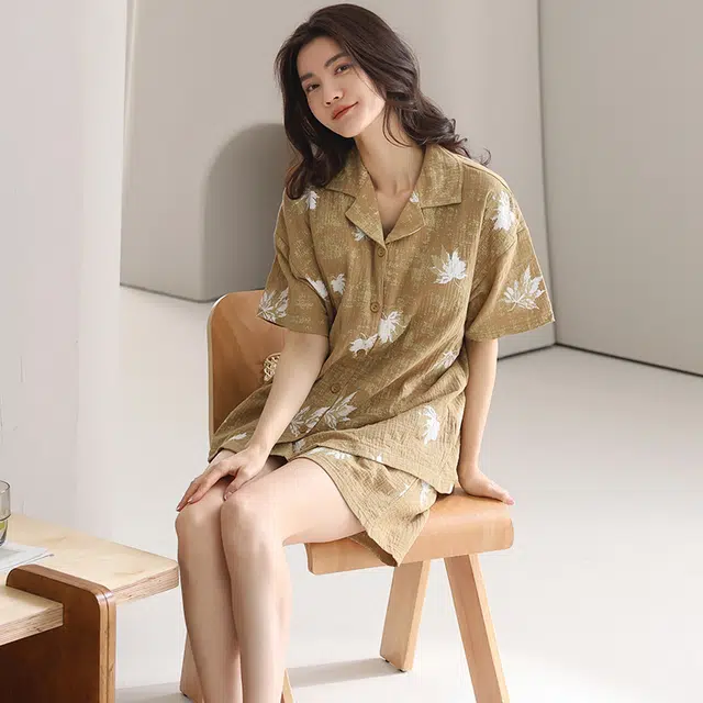 芬腾可安 情侣款亲肤韩版大学生轻盈休闲百搭显瘦舒适翻领轻便时尚带胸垫外出宿舍都可穿的家居服睡衣套装 男女同款
