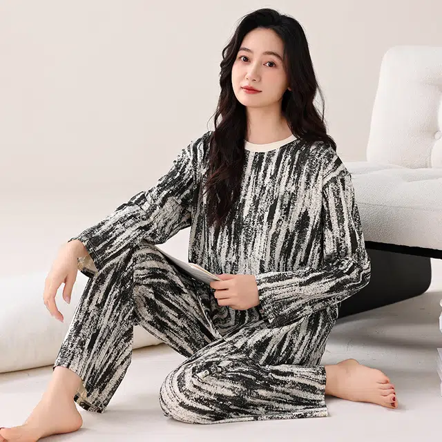 芬腾可安 家居服纯棉经典简约带胸垫一体式轻熟风亲肤遮肉柔软韩版轻盈外出可穿长袖长裤秋冬季睡衣套装 女款