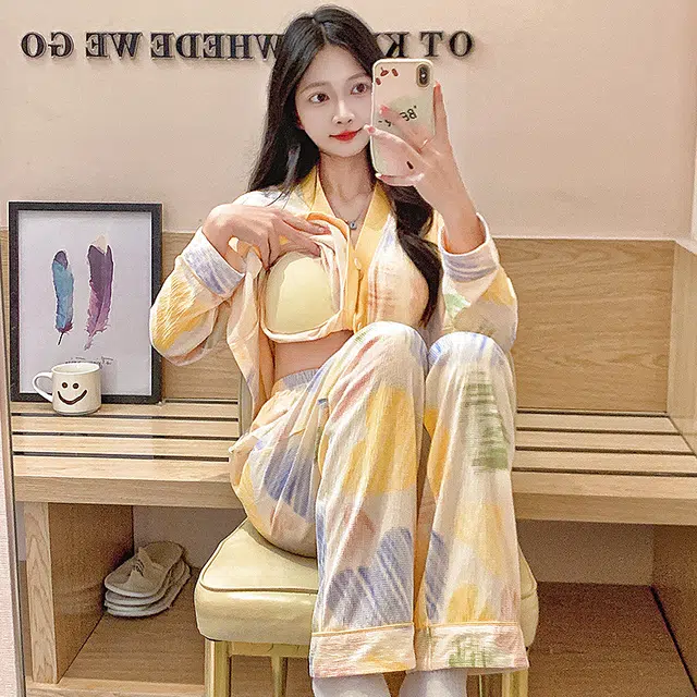 芬腾可安 可外穿春秋亲肤带胸垫和服领开衫一体式家居服睡衣套装 女款