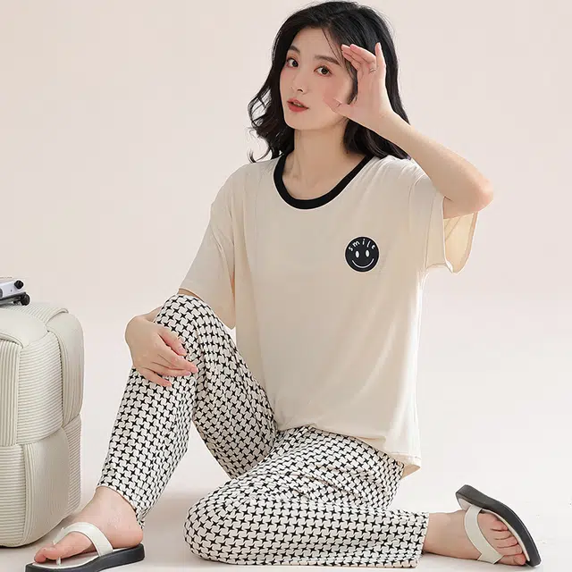 芬腾可安 气质家居服带固定胸垫休闲一体式短袖长裤舒适甜美细腻亲肤柔软大学生宿舍外出都可穿睡衣套装 女款