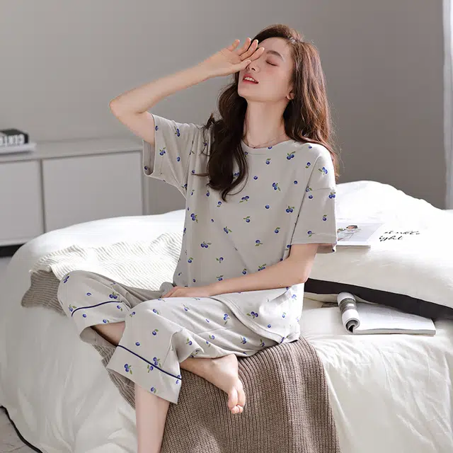 芬腾可安 设计感舒适简约休闲气质亲肤轻盈甜美精致透气大学生宿舍可穿家居服睡衣套装 女款