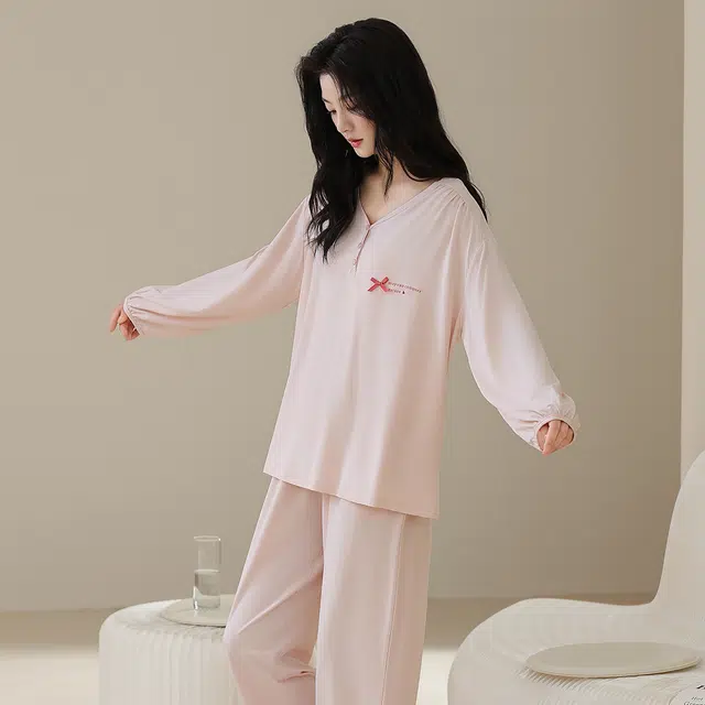 芬腾可安 秋冬季精致浅色系简约显瘦设计感亲肤家居服睡衣套装 女款