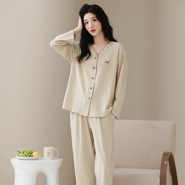 芬腾可安 秋冬季精致浅色系设计感亲肤简约显瘦家居服睡衣套装 女款