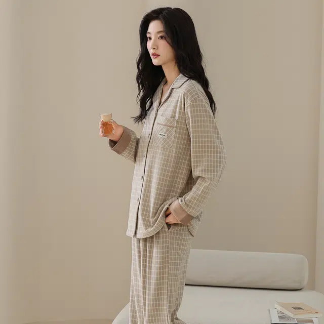 芬腾可安 秋冬季精致浅色系情侣款加厚显瘦设计感亲肤家居服睡衣套装 女款