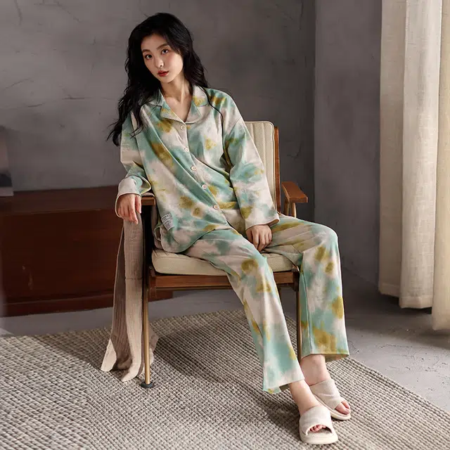 芬腾可安 秋冬季纯棉开衫舒适带固定杯垫一体式柔软家居服睡衣套装 女款