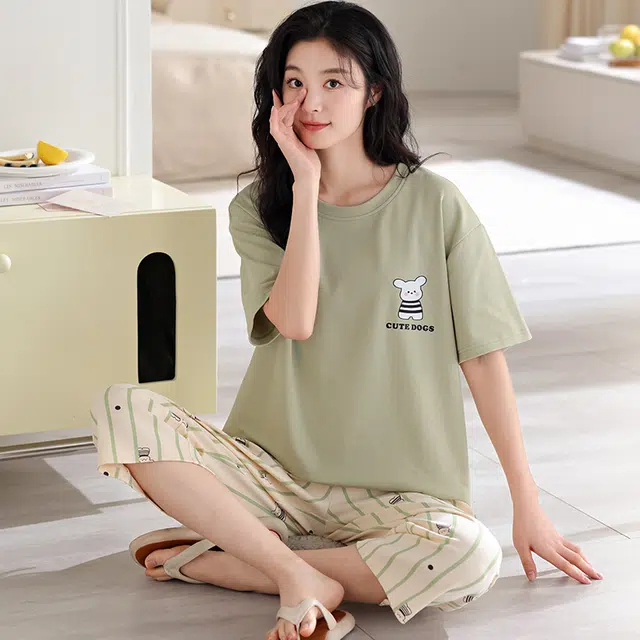 芬腾可安 家居服韩版短袖休闲透气简约浅色系显瘦舒适宽松柔软七分裤时尚外出可穿睡衣套装 女款