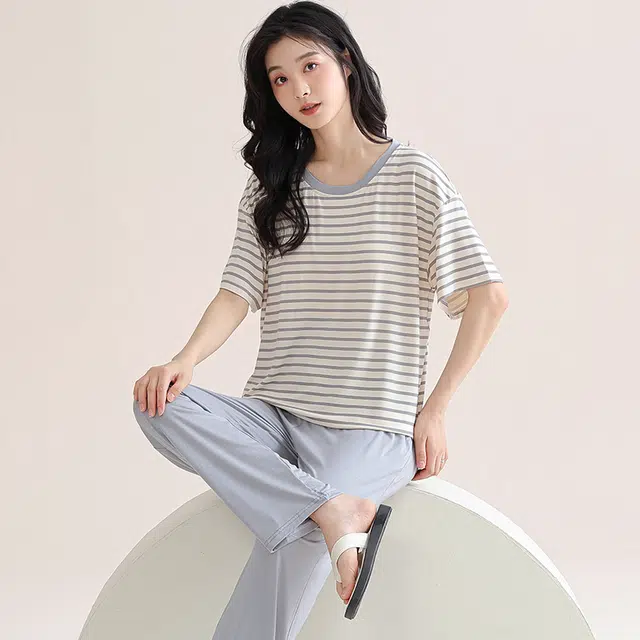 芬腾可安 甜美气质家居服带胸垫休闲一体式短袖长裤舒适细腻亲肤柔软大学生宿舍外出都可穿睡衣套装 女款
