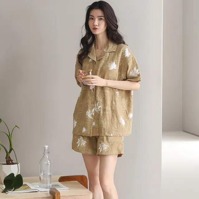 芬腾可安 情侣款亲肤韩版大学生轻盈休闲百搭显瘦舒适翻领轻便时尚带胸垫外出宿舍都可穿的家居服睡衣套装 男女同款