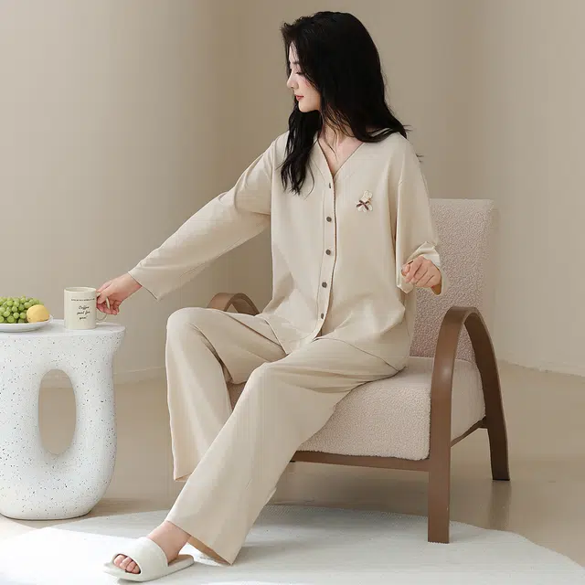 芬腾可安 秋冬季精致浅色系设计感亲肤简约显瘦家居服睡衣套装 女款