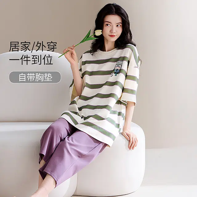 芬腾可安 家居服大学生带胸垫一体式甜美透气简约宿舍外出可穿亲肤轻熟风柔软短袖七分裤睡衣套装 女款