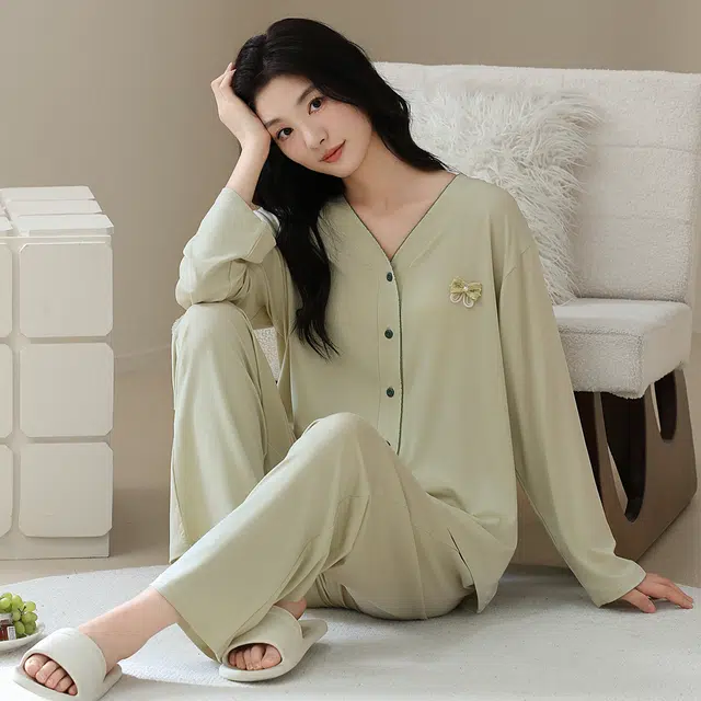 芬腾可安 秋冬季精致浅色系亲肤简约显瘦家居服睡衣套装 女款
