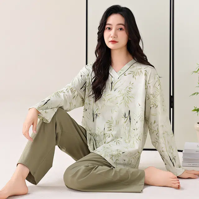 芬腾可安 柔软带胸垫防凸点细腻休闲亲肤舒适时尚透气慵懒随性外出宿舍都可穿的家居服长袖长裤春秋季睡衣套装 女款