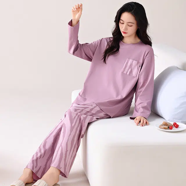芬腾可安 柔软带胸垫防凸点长袖长裤细腻休闲亲肤舒适透气时尚慵懒随性风外出宿舍都可穿的家居服春秋季睡衣套装 女款