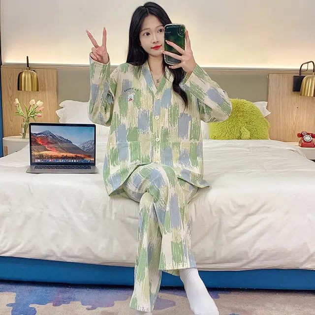 芬腾可安 春秋亲肤可外穿和服领带胸垫一体式开衫家居服睡衣套装 女款