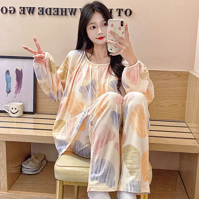 芬腾可安 可外穿的春秋杯垫一体简约家居服睡衣套装 女款