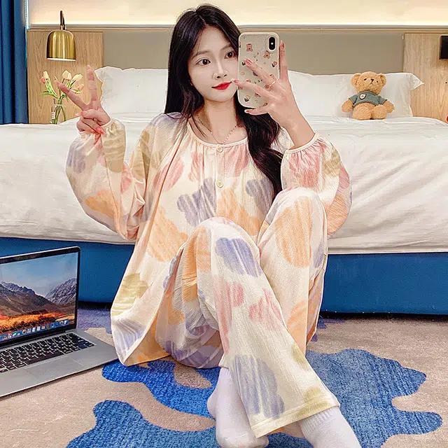 芬腾可安 可外穿的春秋杯垫一体简约家居服睡衣套装 女款