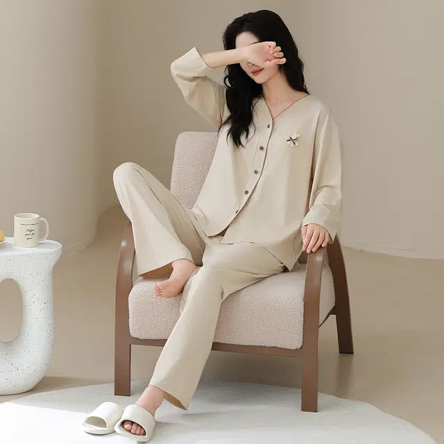 芬腾可安 秋冬季精致浅色系设计感亲肤简约显瘦家居服睡衣套装 女款