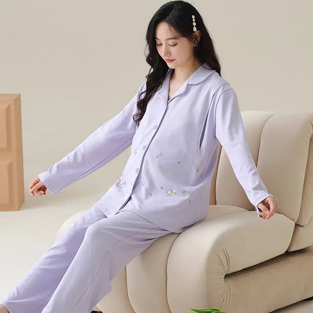 芬腾可安 纯棉外出可穿带胸垫孕期哺乳期都可穿的月子家居服宽松显瘦优雅长袖长裤双侧哺乳口可调节腰带春秋季睡衣套装 女款