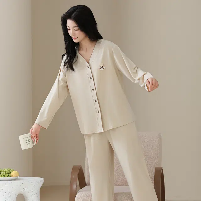芬腾可安 秋冬季精致浅色系设计感亲肤简约显瘦家居服睡衣套装 女款