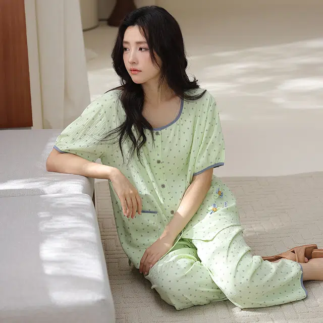 芬腾可安 清新个性休闲简约气质时尚百搭少女感轻盈透气宽松短袖长裤高级感家居服外出都可穿睡衣套装 女款