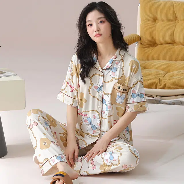 芬腾可安 气质家居服带胸垫一体式短袖长裤时尚甜美柔软亲肤大学生宿舍外出都可穿细腻舒适睡衣套装 女款
