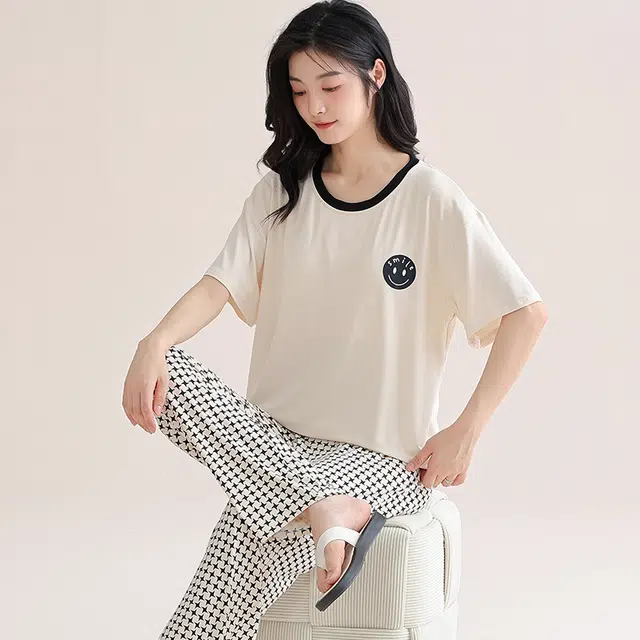 芬腾可安 气质家居服带固定胸垫休闲一体式短袖长裤舒适甜美细腻亲肤柔软大学生宿舍外出都可穿睡衣套装 女款